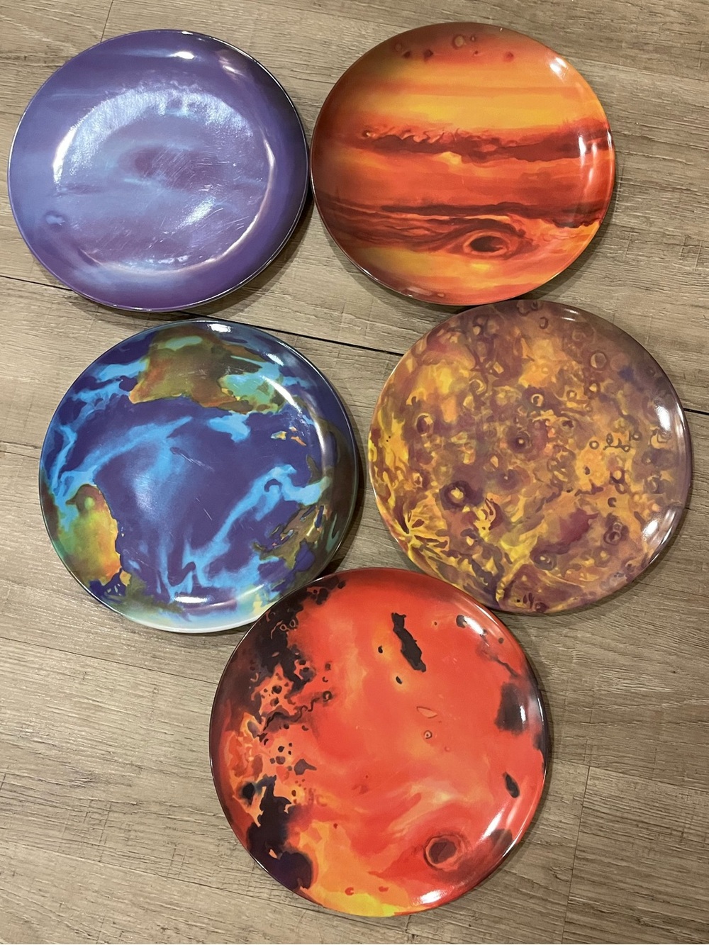 Melamine 10” Solar System Space Planet Plates Unemployed Philosophers Guild - Picture 6 of 6